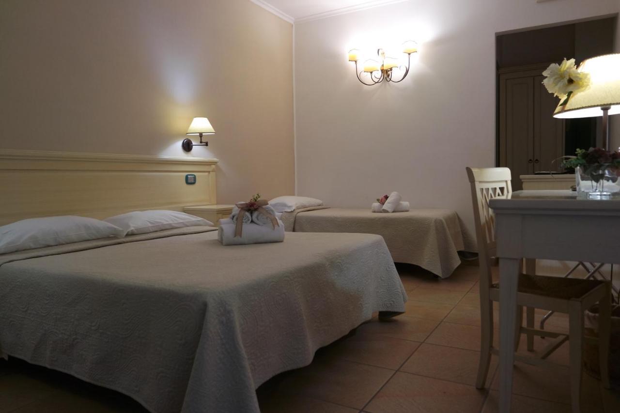 Santa Caterina Hotel Pompei Luaran gambar